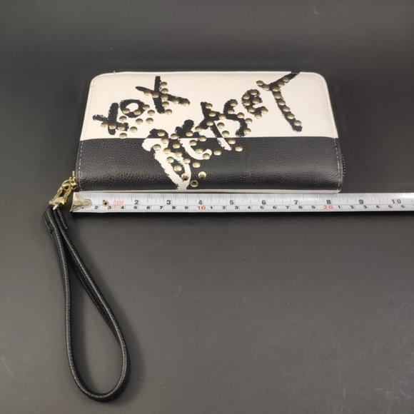 Betsey Johnson Wrist Clutch Wallet - Picture 7 of 8